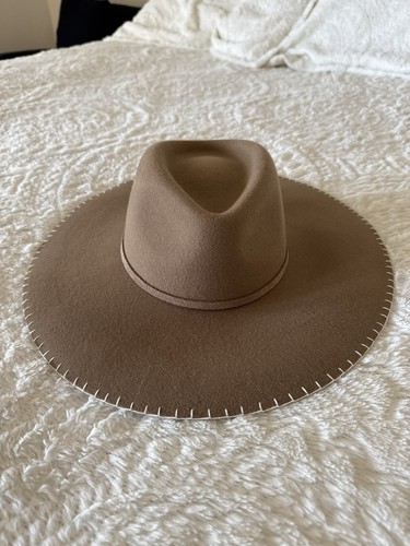 Women’s Rag & Bone Camel Ingrid Fadora Hat NWT Size M 100% Wool
