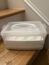 Snapware Egg Carrier - Holds 24
