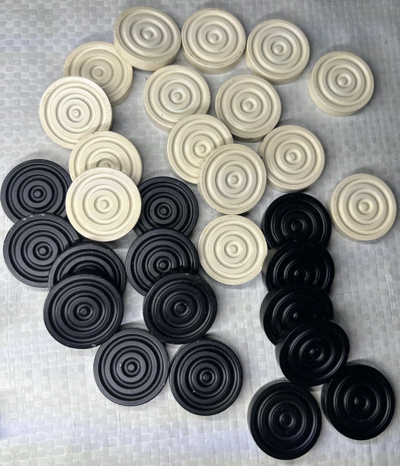 Michael Graves Backgammon Resin Playing Pieces Set of 30 Replacement Checkers - Image 3 of 3