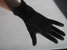 Original Vintage Ladies Unworn POWERS Navy Kid Suede Gauntlet Gloves. Size 6.5