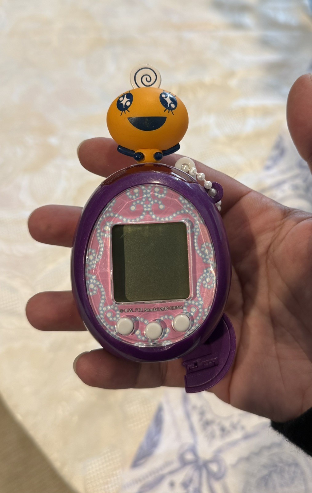 Tamagotchi Tama Town Go