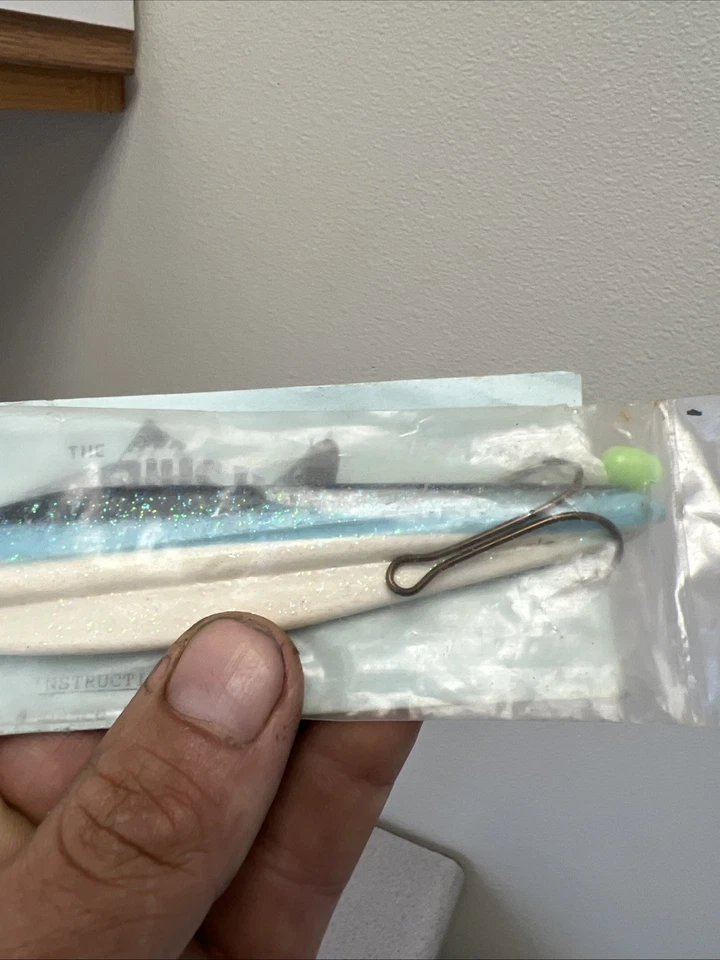 Plantilla de pesca de bacalao salmón “The Phish” rara de colección - estilo bomba zumbido- 4 OZ Foto 3 de 4