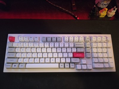 Keychron Q5 Pro Mechanical Keyboard, Gateron Banana Smoothie Tactile Switches