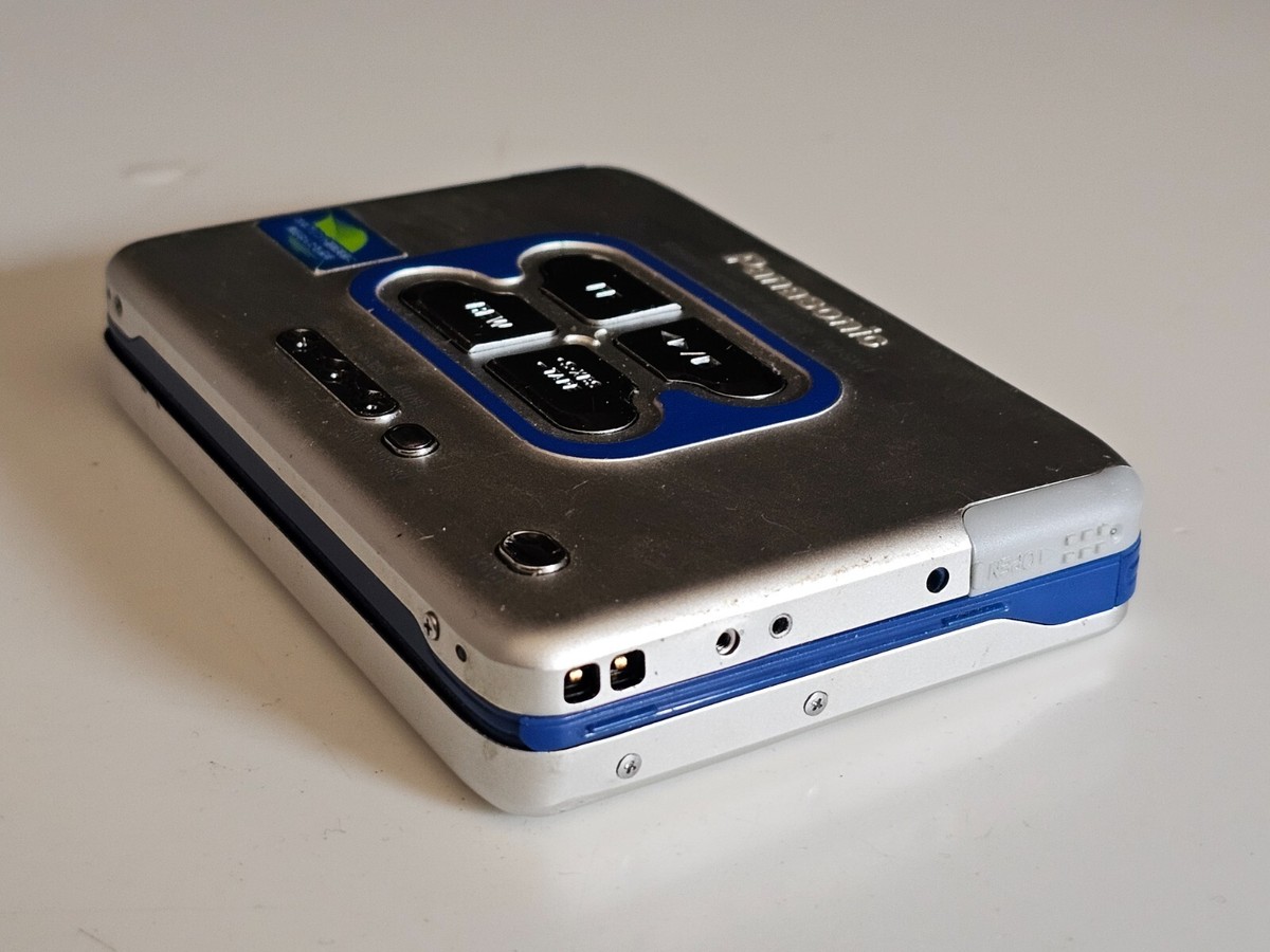 Super Slim Panasonic Personal Walkman RQ-SX41 metal body Super Slim Panasonic Personal Walkman RQ-SX41 metal body