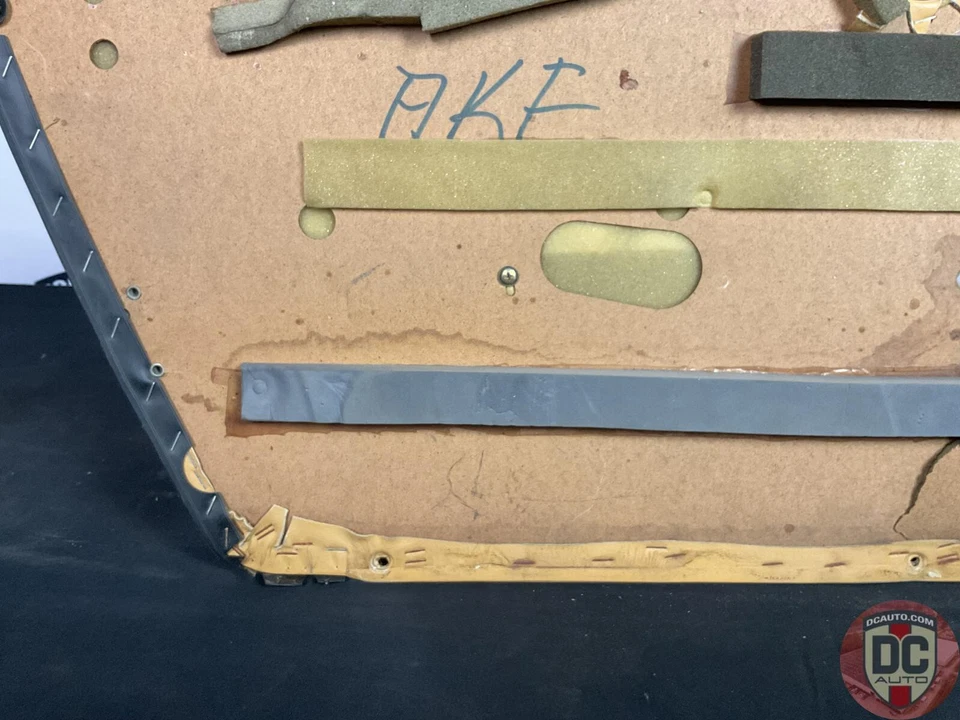 Panel de puerta derecho de cuero beige 9305550327250B 124943 Porsche 911 SC 1980-1983 Foto 3 de 4