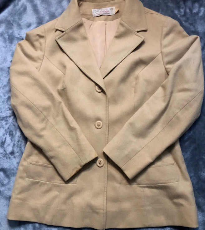 Young Pendleton Women’s Virgin Wool Button-Down O… - image 1