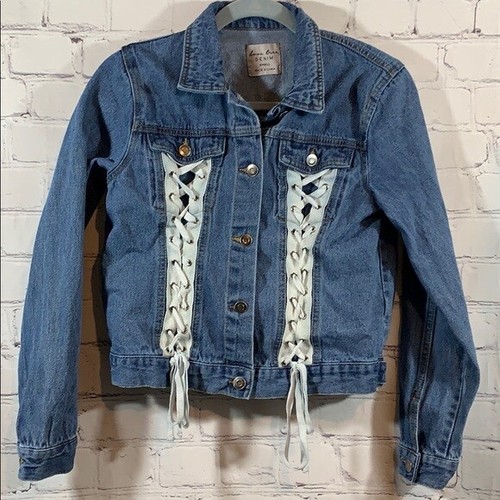 Love Tree Denim Cropped Jean Jacket 