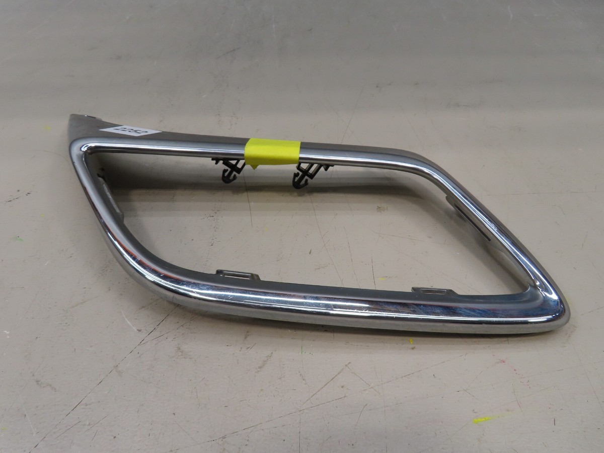 2018-2020 VOLKSWAGEN TIGUAN REAR RIGHT SIDE BUMPER COVER TRIM OEM