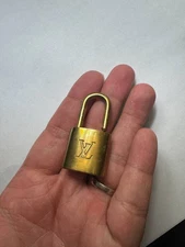 lv padlock only 100% authentic- #301