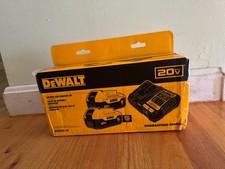 DEWALT DCB205-2C 20V MAX XR 5Ah Battery  Charger Kit   NEW   OEM