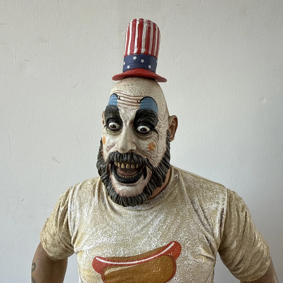 Captain Spaulding "18 Figure by NECA House Of 1000 Corpses movie by Rob Zombie - Image 2 of 4