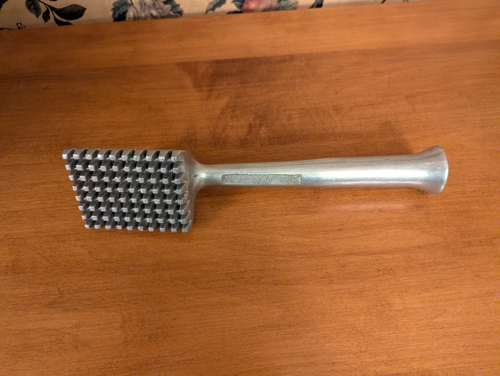 Vtg Meat Tenderizer Hammer Mallet Tri-Way Reg. Heavy 14oz Cast Aluminum Pounder
Opens in a new windo