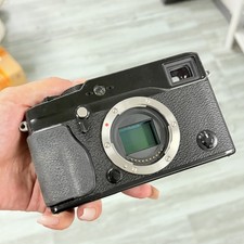 Fujifilm Fuji X-Pro1 16.3MP Mirrorless Camera Body Only English - 90%NEW