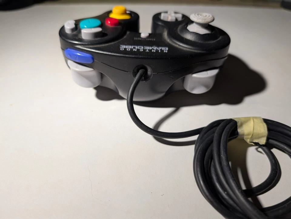 Manette Nintendo Game Cube Noire Officielle DOL-003 - Photo 3/4