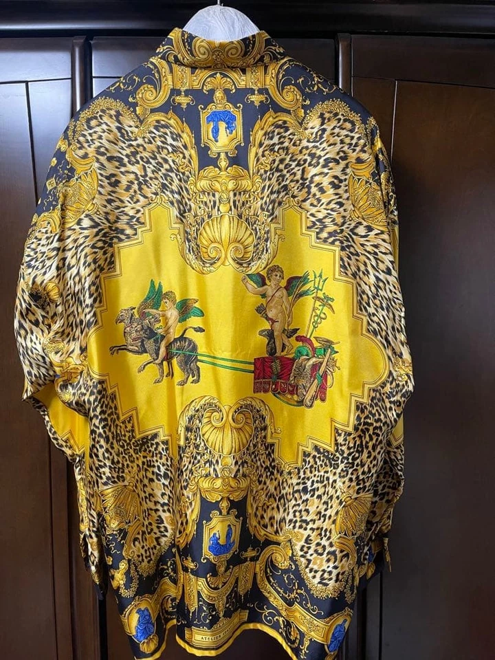 Vintage Gianni Versace Shirt Mens L Silk Baroque Yellow Black Made Italy - Image 2 of 4