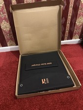 Solar portable battery