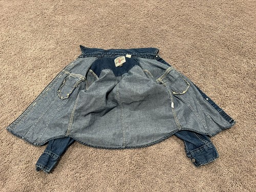 LEVI'S Girl's Youth Medium Denim Jean Jacket Long Sleeve Button Pockets Red Tab - Picture 3 of 13