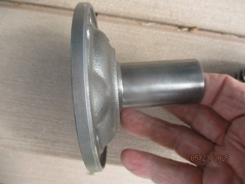 1962 to 1967 Chevy GMC SM420 4 speed transmission fornt bearing retainer used - Picture 3 of 4