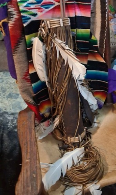 #ad quot;quot;AWESOME NATIVE AMERICAN DEER HIDE QUIVER TWO ARROWS VERY NICE QUALITY ** $347.99