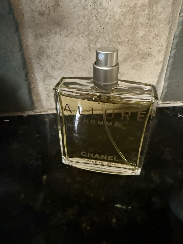 Rare ALLURE HOMME Eau De Toilette 1.7 Oz /50 mL Spray As Pictured No Top