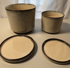 Set of 2 Ceramic Plant Pots with Drainage Holes Saucers - Apricot 7.5" 5.7"