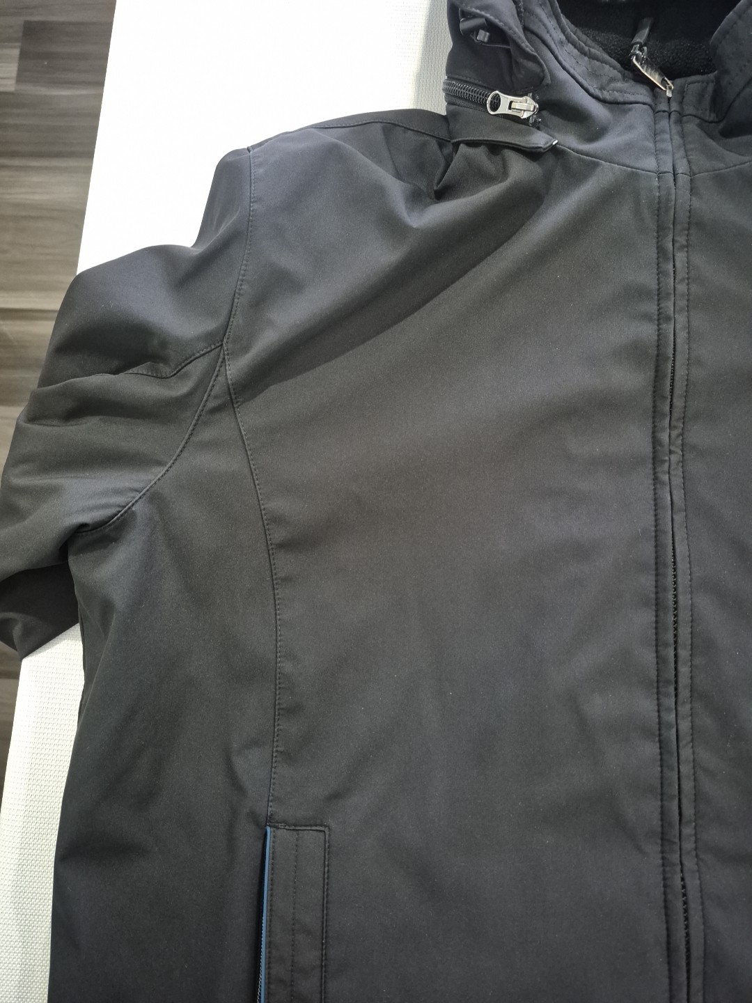 Weatherproof Black Polyester Softshell Double Zip… - image 5