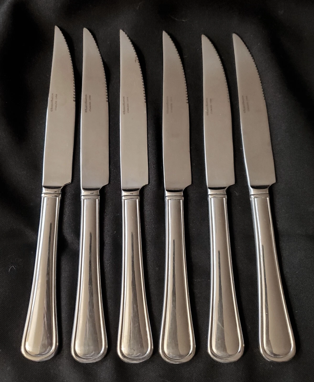 6 Reed & Barton Luxury Flatware MENDON Pattern SERRATED STEAK KNIVES, Used, Nice