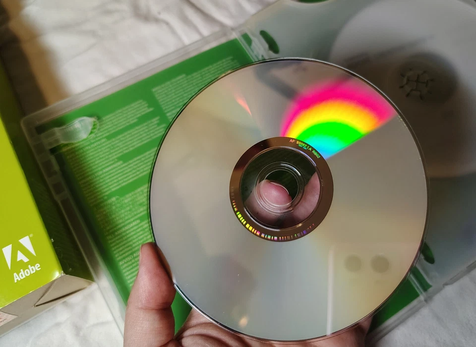 Adobe Dreamweaver CS4 Education Version for Windows and Mac OS DVDs w/Serial No. - Image 3 of 4