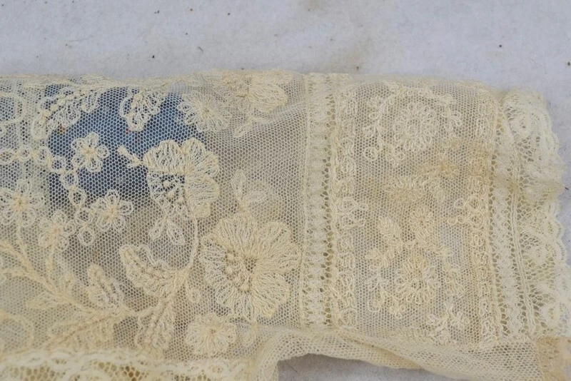 antique dress Edwardian girls 1890 fancy net lace ivory handmade original best - Image 4 of 4