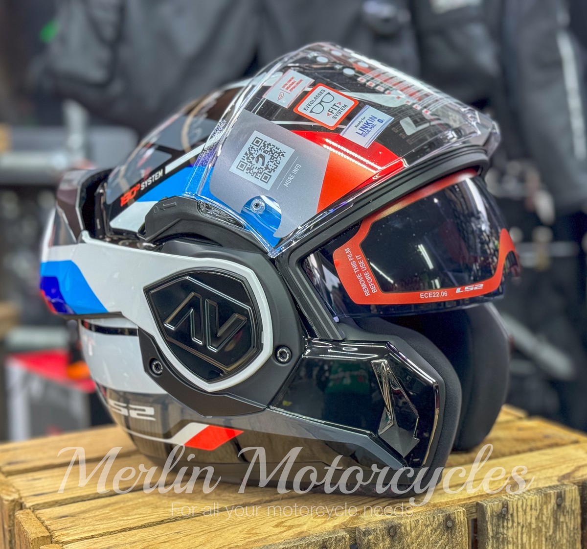 LS2 FF906 ADVANT SPORT RED WHITE BLUE MODULAR FLIP MOTORCYCLE