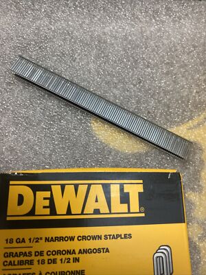 DEWALT 18GA 1/4-Inch Crown Staples – 1-1/4" Length, 2,500 Count For Finish Nailers