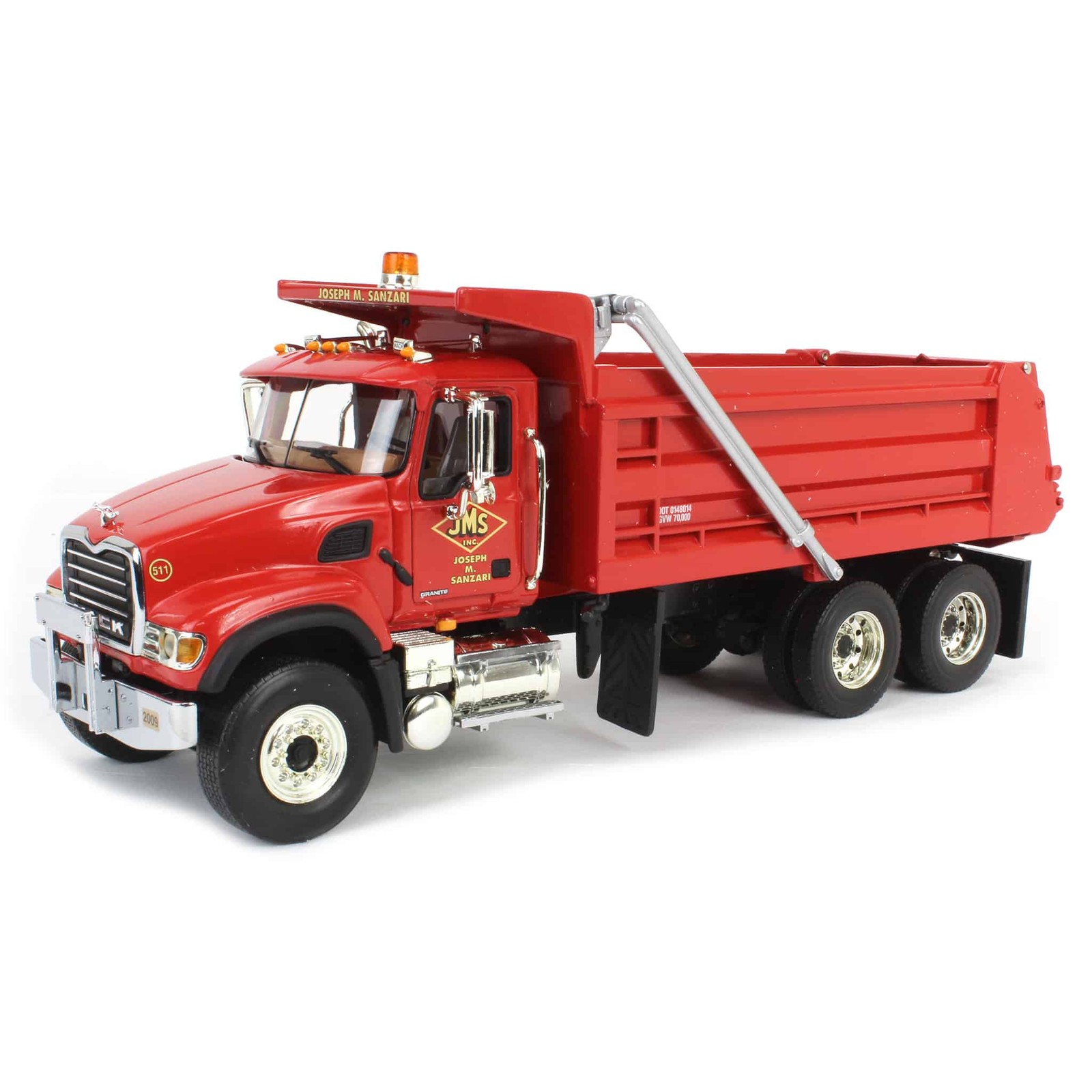 Самосвал Mack Granite 134 Джозеф М Санзари производитель First Gear 19-3760 43490₽