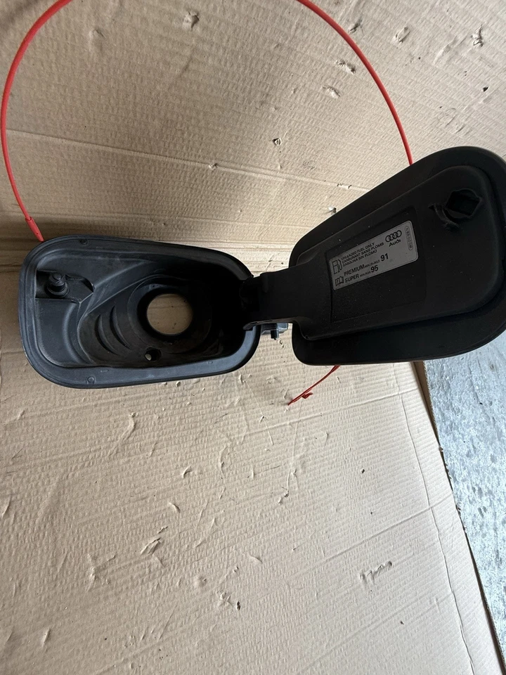 Tanque de combustível Audi Q7 2017-2024 capa - Imagem 3 de 3