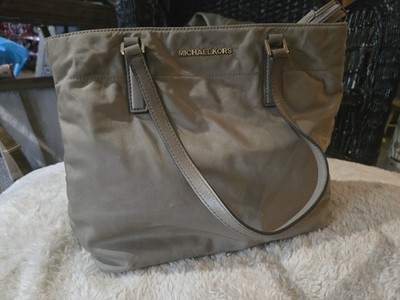Michael Kors Women s Gray Tote Shoulder Bag Zip Top Gold Hardware Logo Pockets