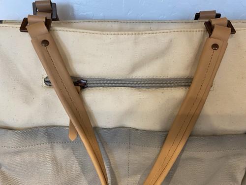 Petunia Pickle Bottom City Carryall Diaper Bag - Picture 3 of 7