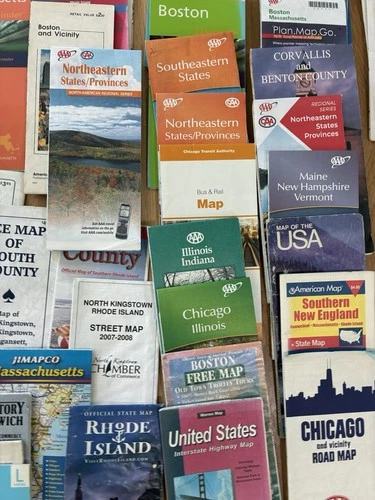 Lot of 78  Vintage USA Road Maps - New England, Oregon, Chicago, Tamps,USA, etc. image 9