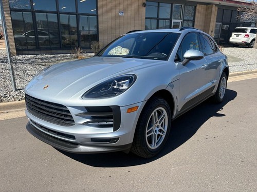 2021 Porsche Macan very clean and ready for the new owner