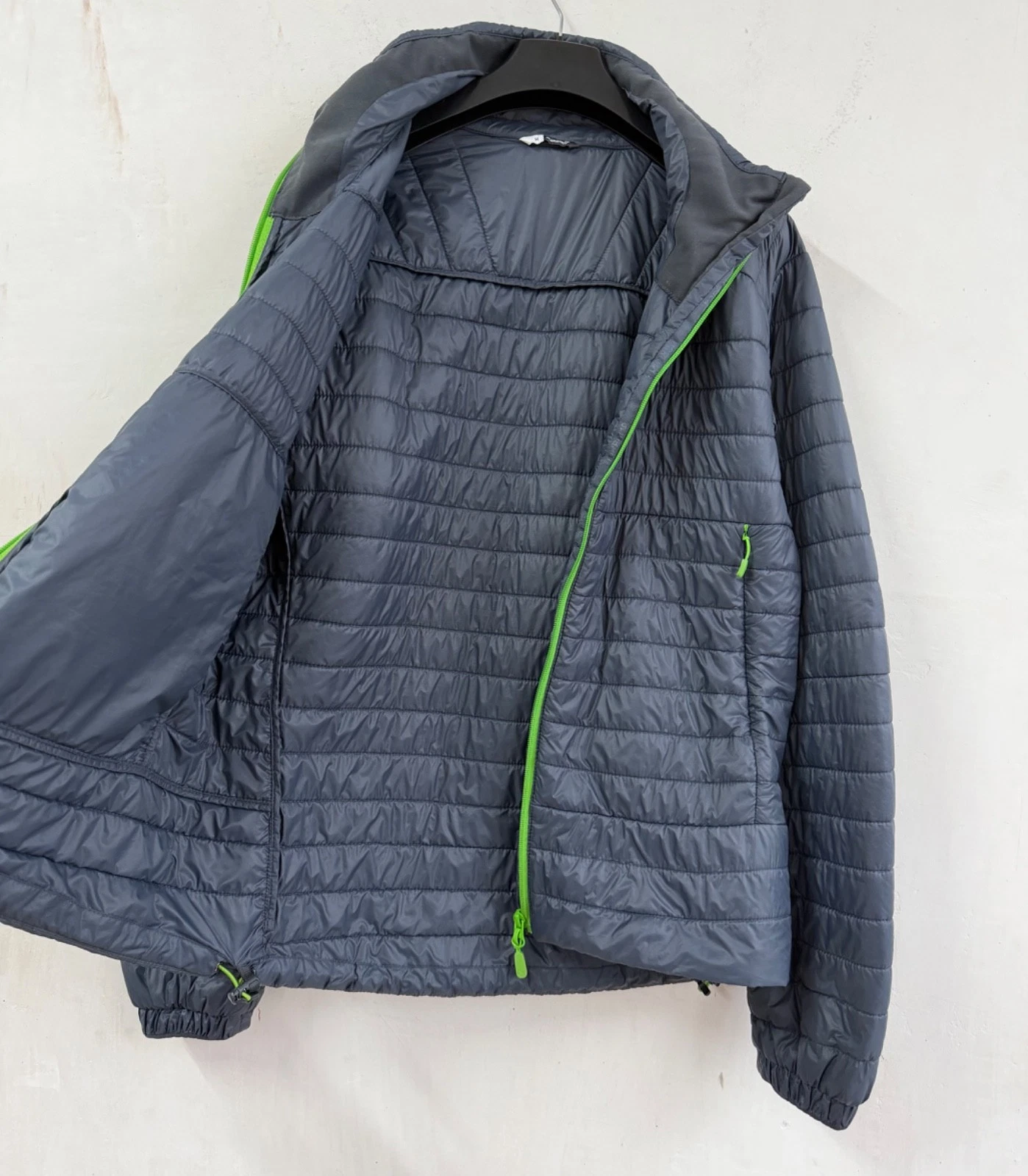 Norrøna Falketind PrimaLoft 60 Cool Black Jacket Outdoor - product detail image 5