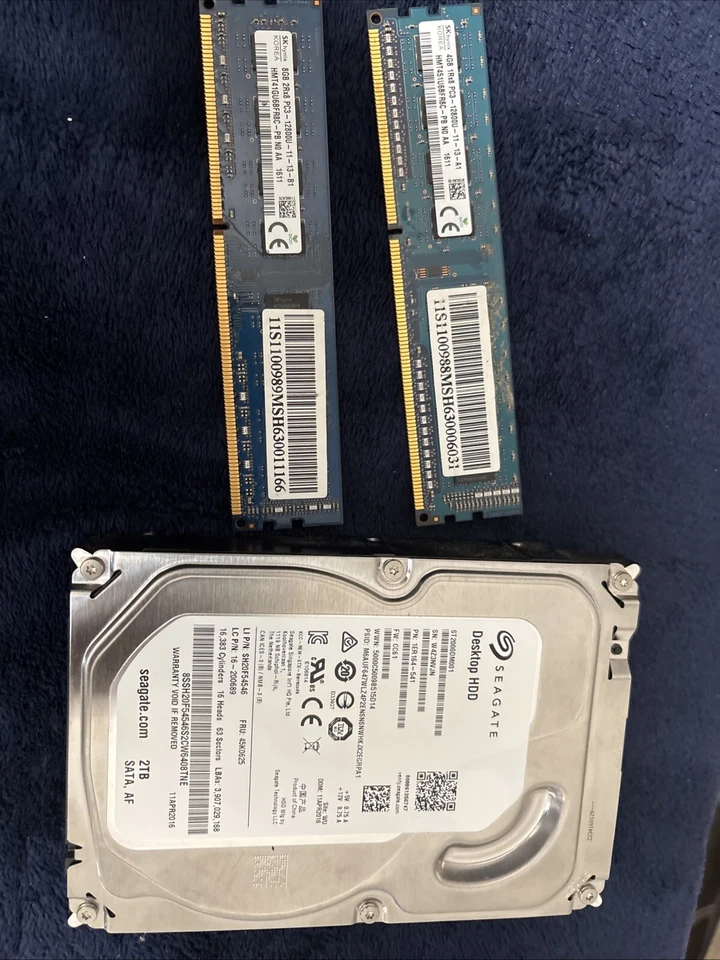 Seagate ST2000DM001  Desktop Hard Drive 2TB Sata, AF : 2 Memory Card 8gb & 4 gb - Image 2 of 4