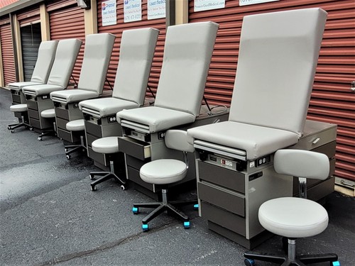 Exam Tables Ritter Midmark Model 625 New Upholtry Premier Used Medical Equipment - Picture 12 of 24