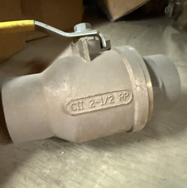 APOLLO 70-209-01A BRASS BALL VALVE 2-1/2" WITH STANDARD HANDLE - SWEAT - BR2