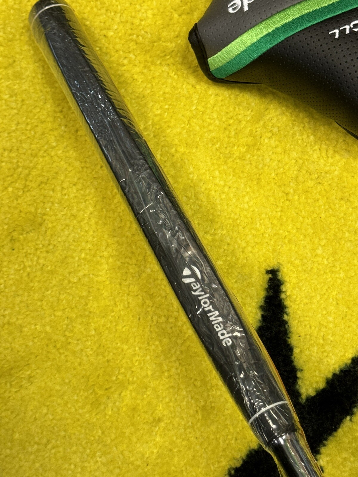 NEW Right  HANDED TAYLORMADE RBZ SPEEDLITE Putter- 34 Inch