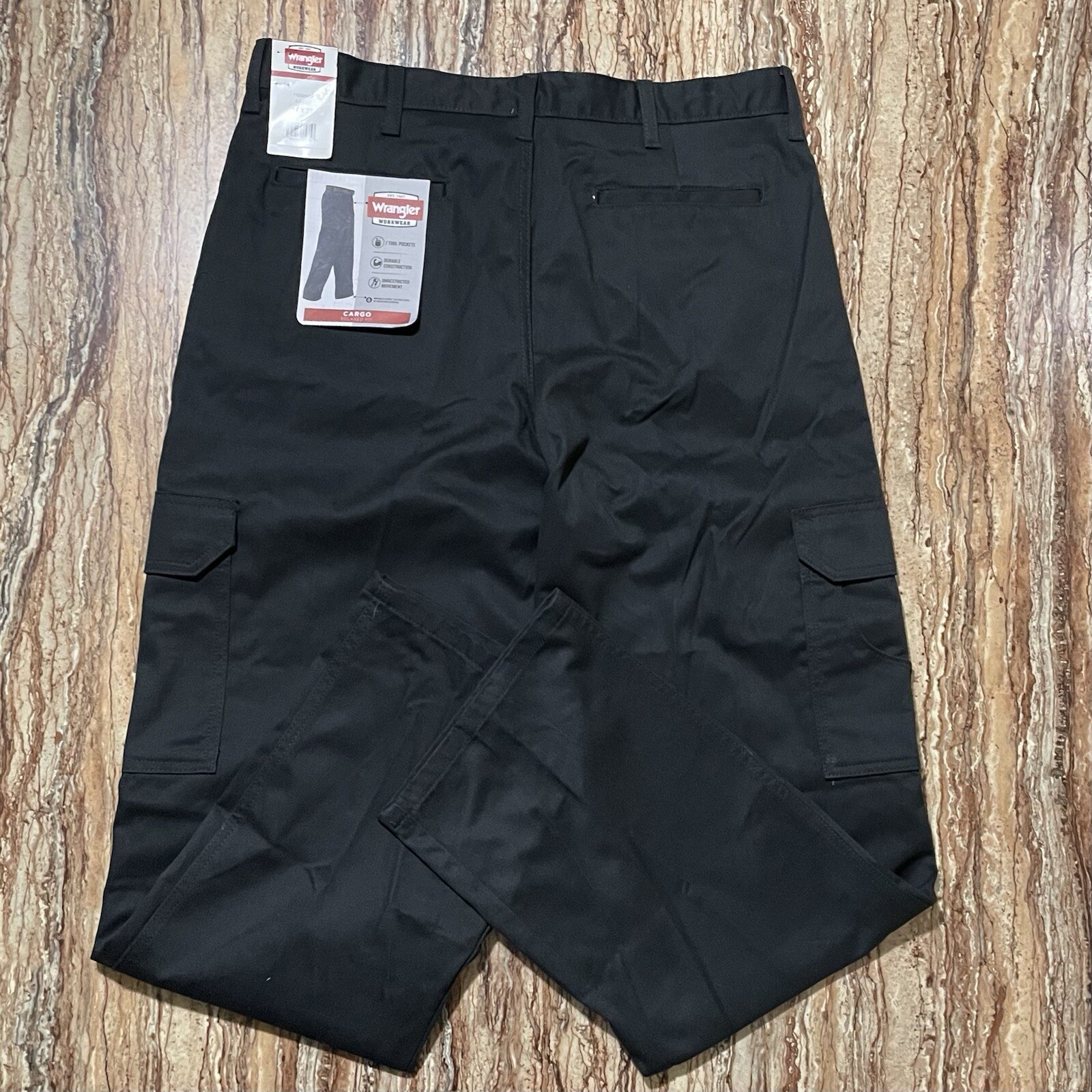 Men's Wrangler Black Cargo Work Pants 34x32 - Relaxed Fit image 2