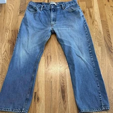 Men's Levis 505 size 38 X 30 Regular Fit Straight Leg Denim Jeans