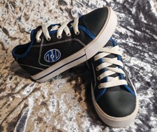 Heelys Trainers  Size  UK 1
