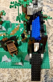 LEGO Dark Forest Fortress 6079 Complete Foresters Robinhood Set And Instructions