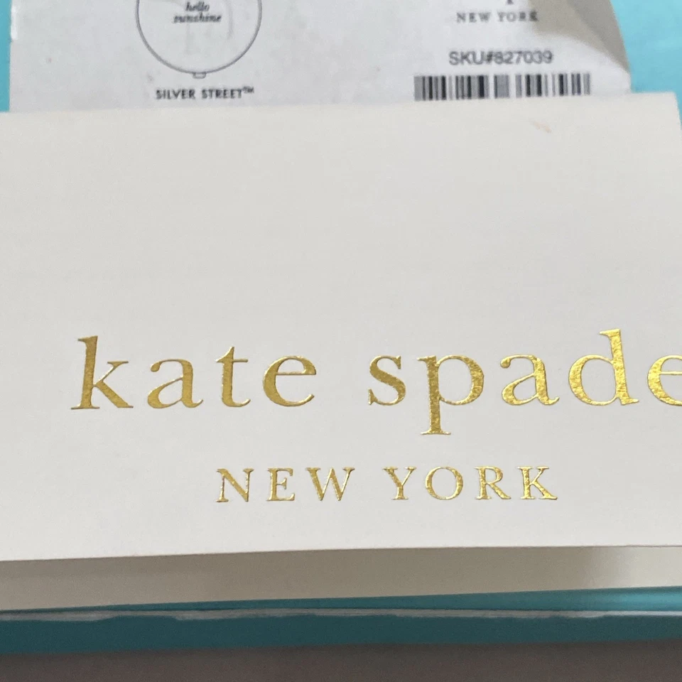 Espejo compacto Kate Spade Hello Sunshine plateado Foto 4 de 4