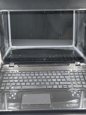 HP Pavilion TouchSmart 15-B160EO Laptop - Kein SSD Kosmetische Gebrauchsspuren