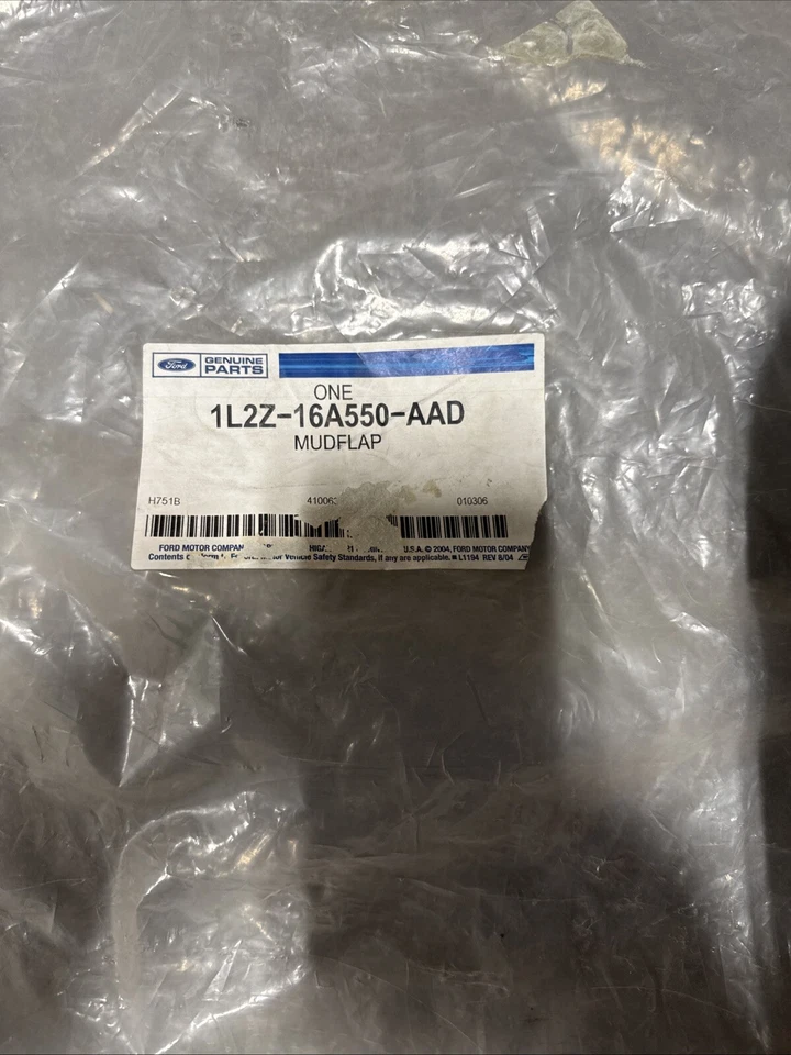 Protetor de lama genuíno - Ford Explorer 202-2005 1L2Z-16A550-AAD - Imagem 2 de 4