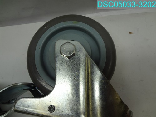 QTY=2: Ruote girevoli per mobili di bloccaggio 3-3/4"d x 1-1/8"w x 1-1/2" stelo - Foto 4 di 5